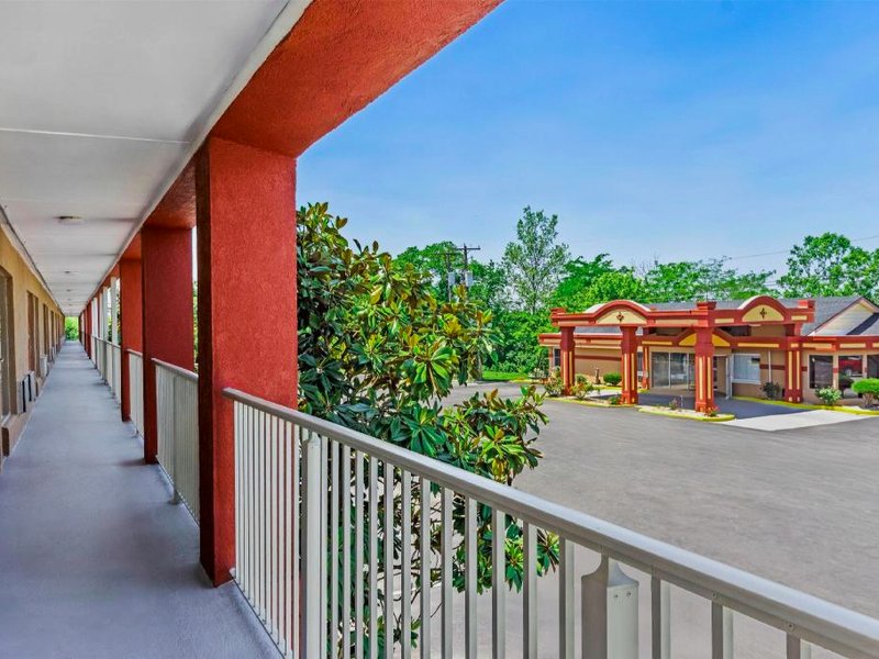 アメリカズ ベスト バリュー イン&スイーツ ウイリアムズタウン (Americas Best Value Inn & Suites Williamstown)の写真