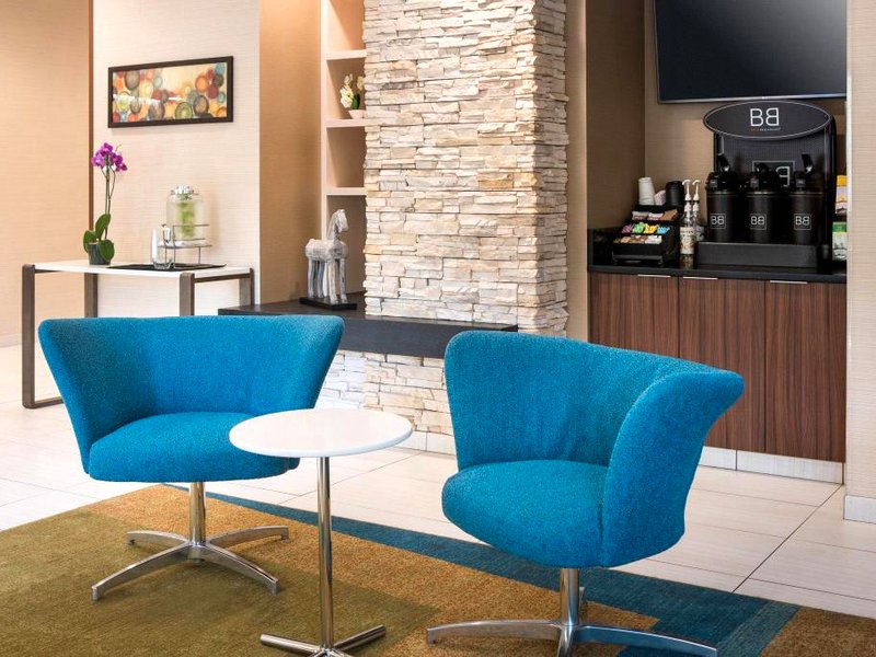 フェアフィールド イン&スイーツ ラブランド フォート コリンズ (Fairfield Inn & Suites Loveland Fort Collins)の写真