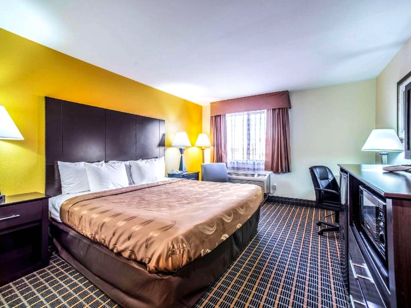 クオリティ イン カーボンデール ユニバーシティ エリア (Quality Inn Carbondale University area)の写真