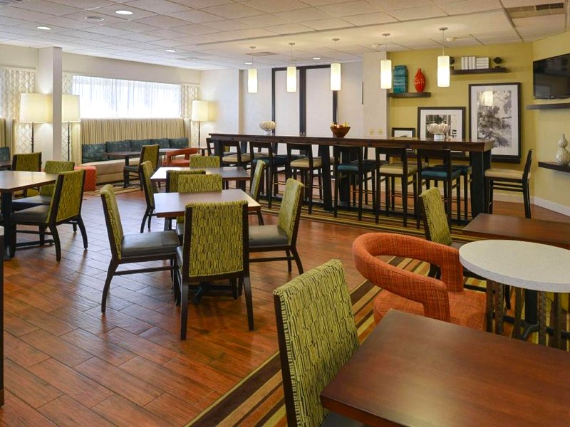 ハンプトン イン カーボンデール (Hampton Inn Carbondale)の写真
