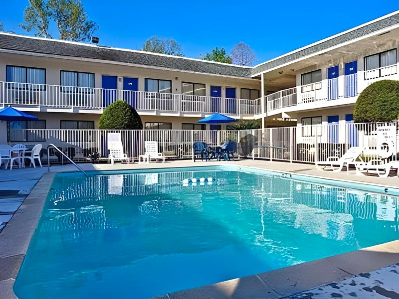 Motel 6 Port Allen, LA - Baton Rougeの写真