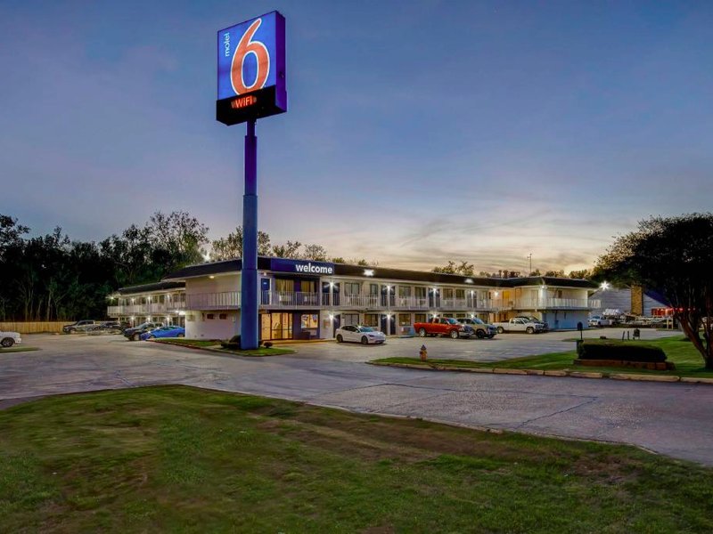 Motel 6 Port Allen, LA - Baton Rougeの写真