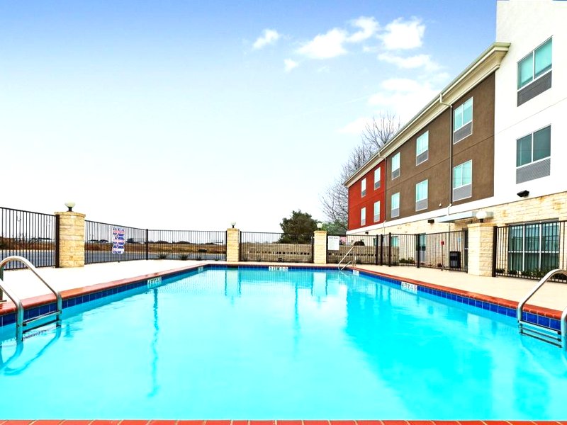 Holiday Inn Express And Suites Junction By IHGの写真