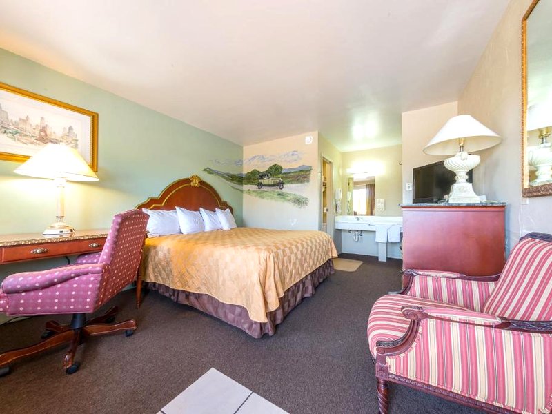 アメリカズ ベスト バリュー イン ザ レジェンズ イン (Americas Best Value Inn The Legends Inn)の写真