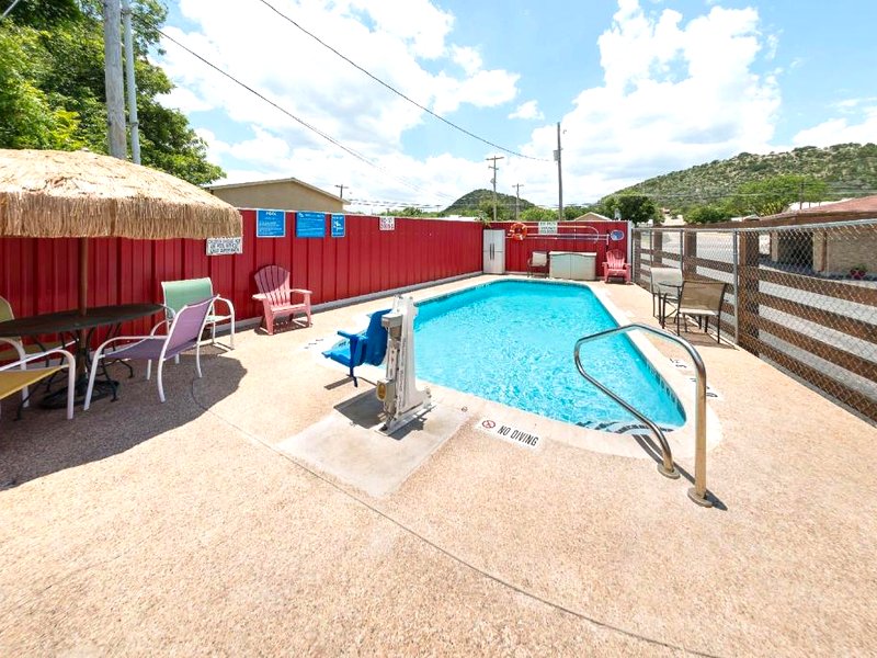 アメリカズ ベスト バリュー イン ザ レジェンズ イン (Americas Best Value Inn The Legends Inn)の写真
