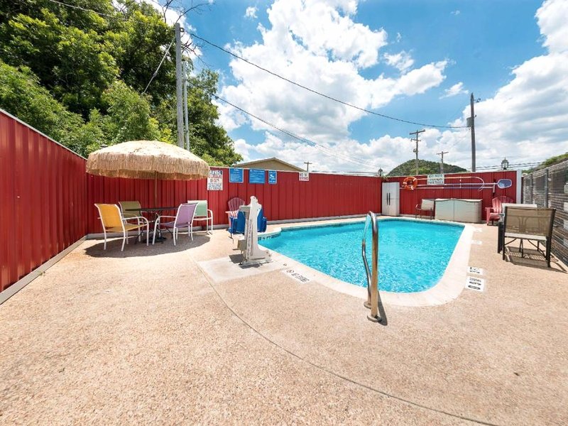 アメリカズ ベスト バリュー イン ザ レジェンズ イン (Americas Best Value Inn The Legends Inn)の写真