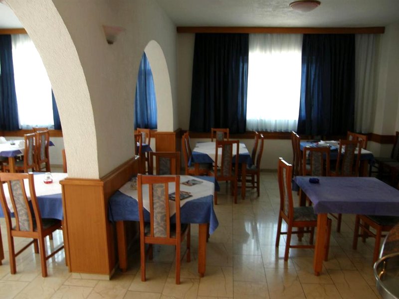 Guest House & Restaurant Adriatic Klekの写真