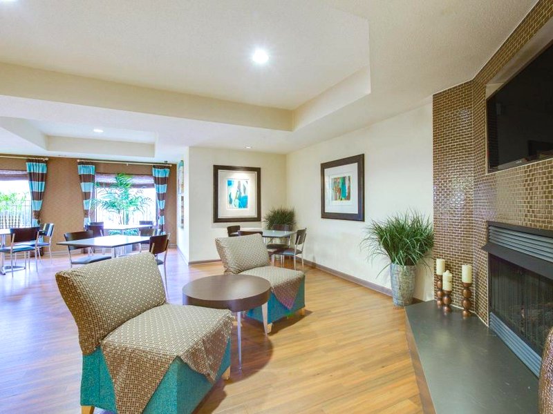 Holiday Inn Express Hotel & Suites Greensboro-East By IHGの写真