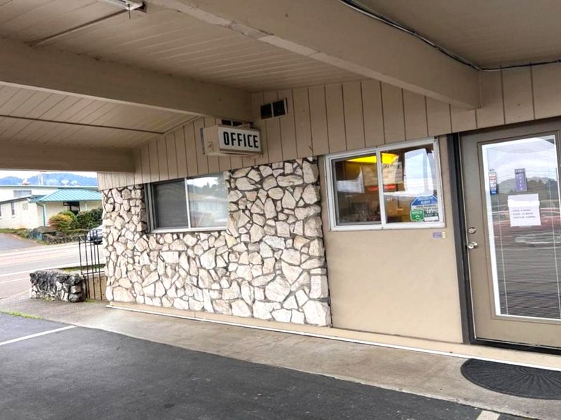 Anchor Bay Inn by Winchester Bayの写真