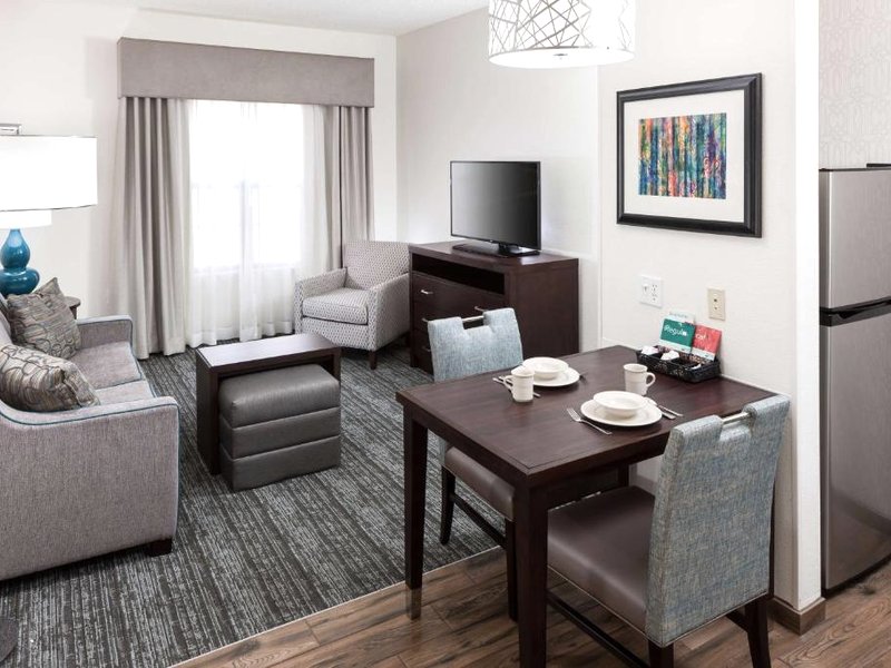 ホームウッド スイーツ バイ ヒルトン ワーマー ホテル (Homewood Suites By Hilton Mahwah Hotel)の写真
