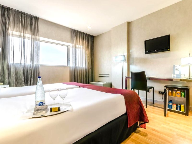ユーロスターズ エグゼクティブ ホテル (Eurostars Executive Hotel)の写真