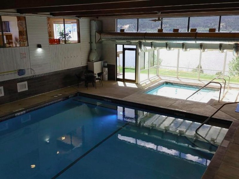 Book Weekly Now from Aug 10! Akiskinook Beach Resort - 1 Br Condo - Sandy Beach, Pool, Hot Tub, Tennの写真