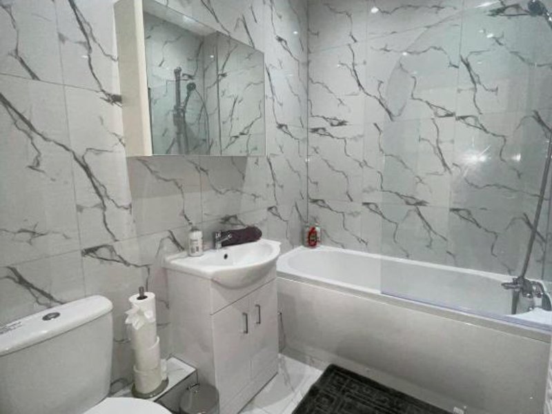 3 Bedroom Apartment - Flitwick - Contractor Friendly - Tourist Ready - Full Kitchen - WiFi - Smart Tの写真