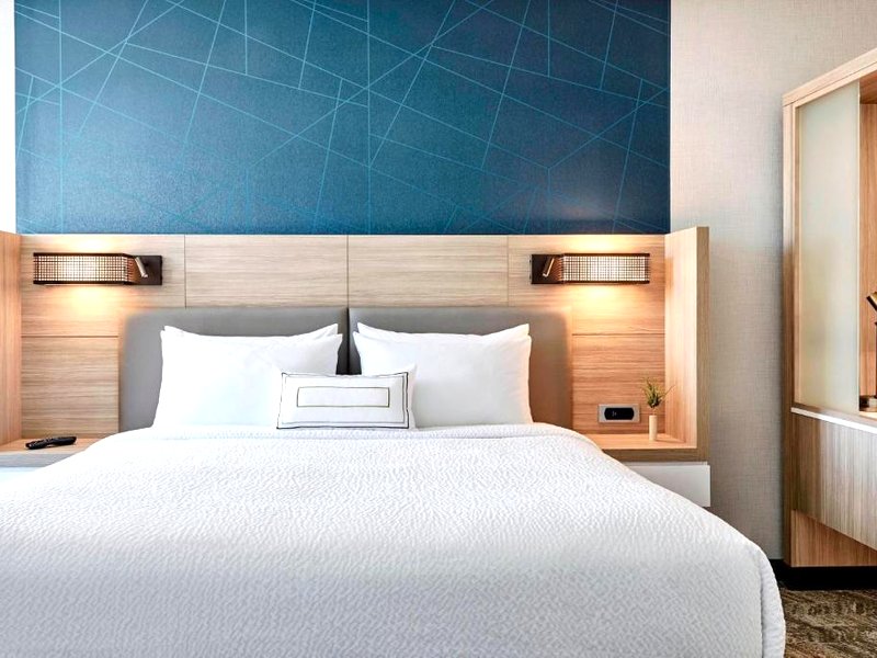 SpringHill Suites Canfieldの写真