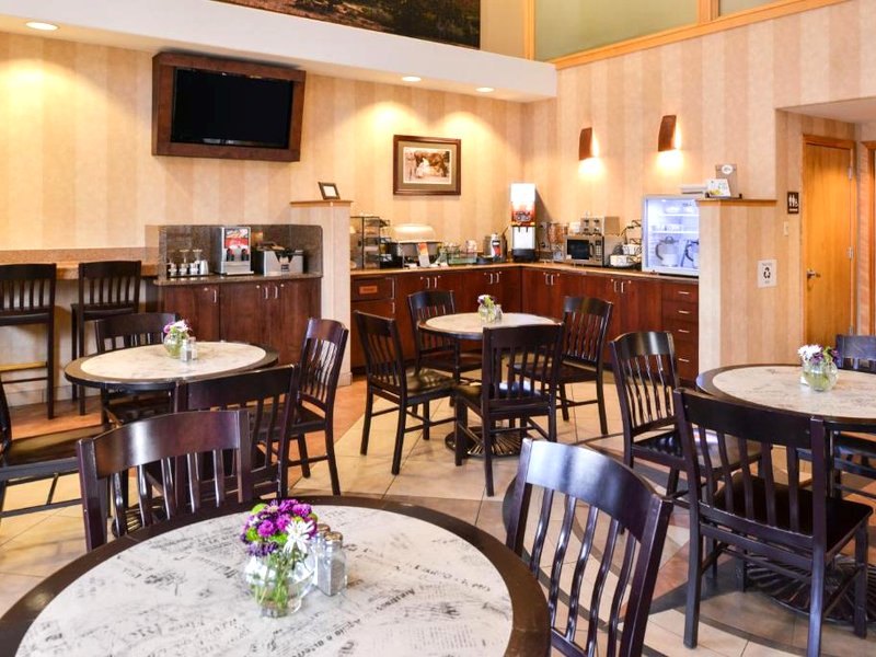 ベスト ウェスタン ユニバーシティ イン (Best Western University Inn)の写真