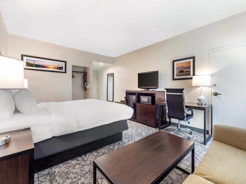 クオリティ イン & スイーツ NJ ステート キャピタル エリア (Quality Inn & Suites NJ State Capital Area)の写真