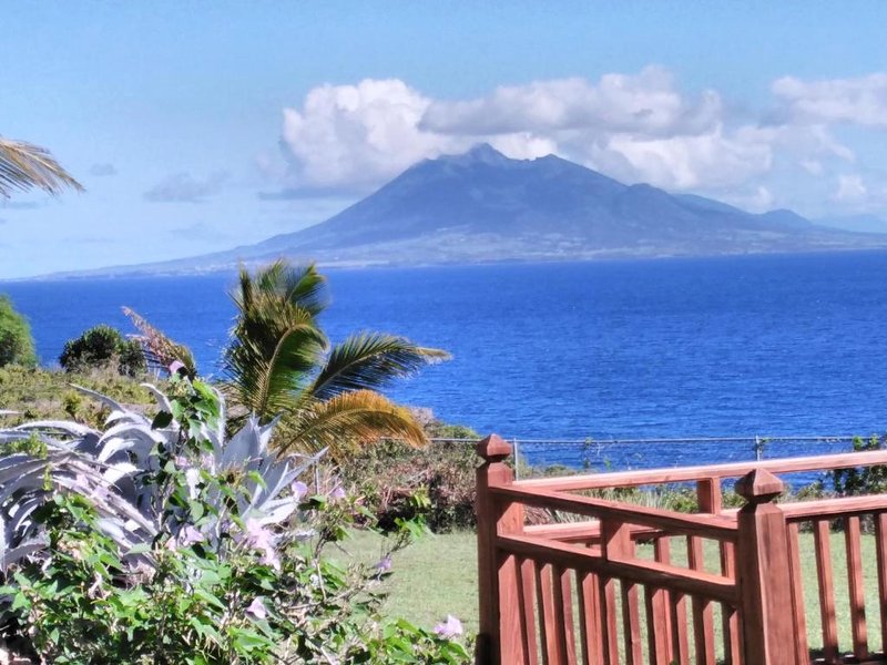Statia Lodgeの写真
