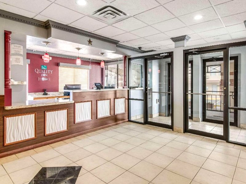 クオリティ イン オゾナ インターステート 10 (Quality Inn Ozona I-10)の写真