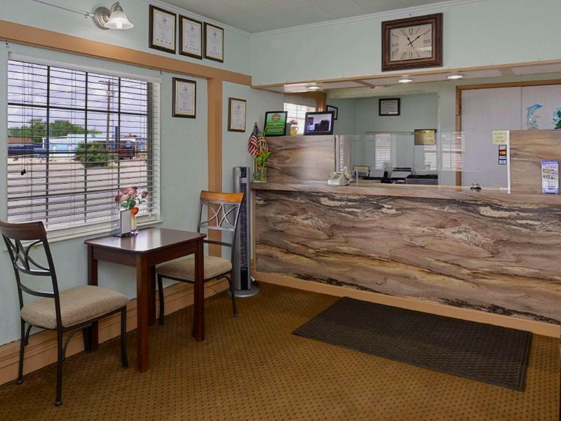 Americas Best Value Inn Ozonaの写真