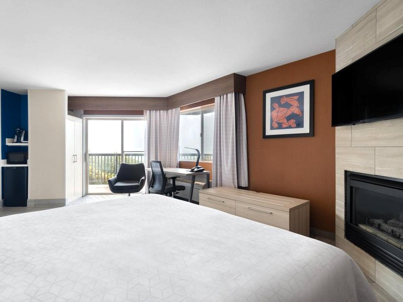 Holiday Inn Express Fort Bragg By IHGの写真