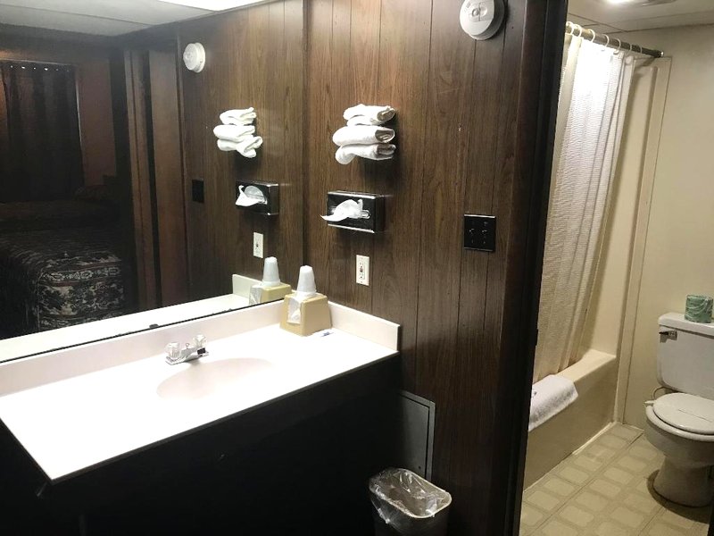 バジェット ホスト ビレッジ イン (Budget Host Village Inn)の写真