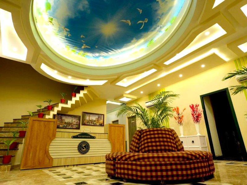HOTEL SANDHUZ RESIDENCY の写真