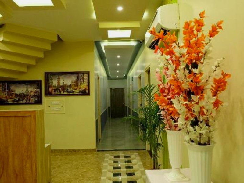 HOTEL SANDHUZ RESIDENCY の写真
