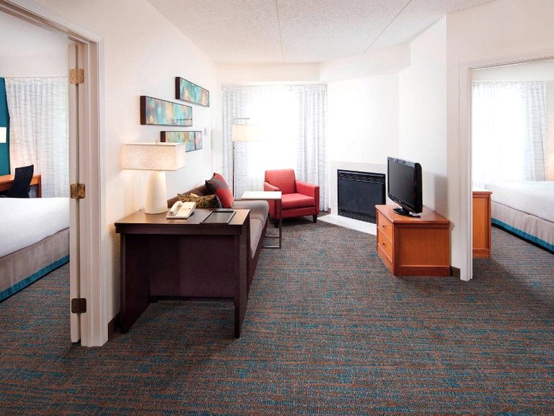 レジデンス イン サドル リバー (Residence Inn Saddle River)の写真