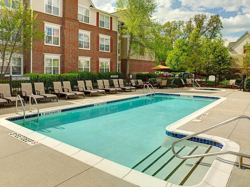 レジデンス イン サドル リバー (Residence Inn Saddle River)の写真