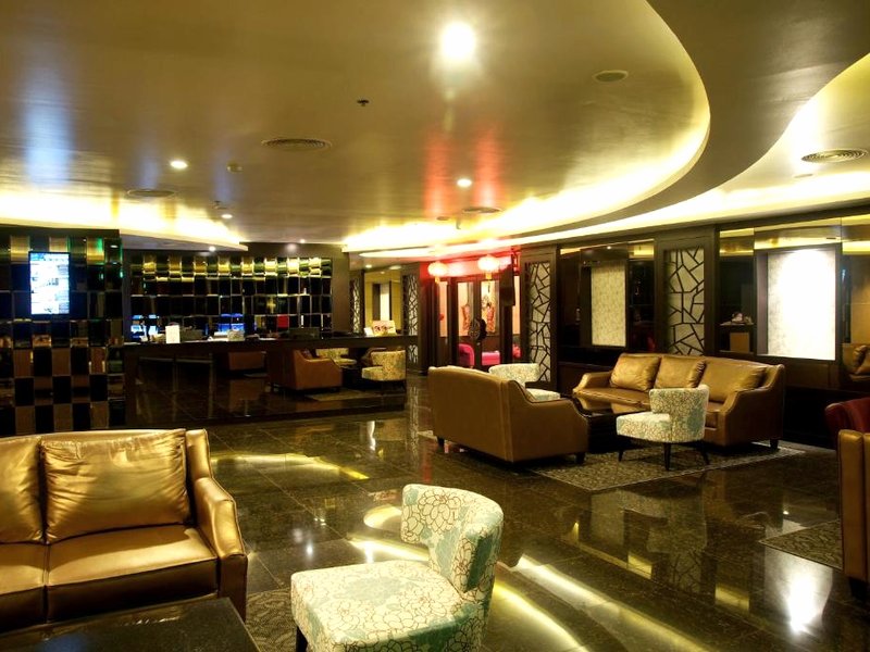 ジョリー スイーツ アンド スパ ペットカセーム (Jolly Suites and Spa Petchkasem)の写真