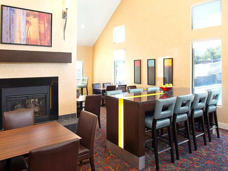 レジデンス イン ビンガムトン (Residence Inn Binghamton)の写真