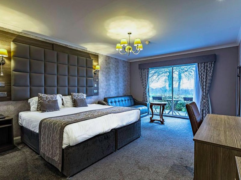 OYO Dryfesdale Hotelの写真