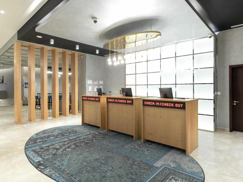 ラディソン ホテル アンド アパートメンツ ダンマーム インダストリアル シティ (Radisson Hotel & Apartments Dammam Industrial City)の写真