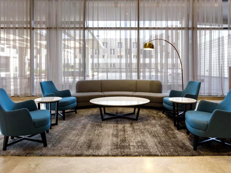 ラディソン ホテル アンド アパートメンツ ダンマーム インダストリアル シティ (Radisson Hotel & Apartments Dammam Industrial City)の写真