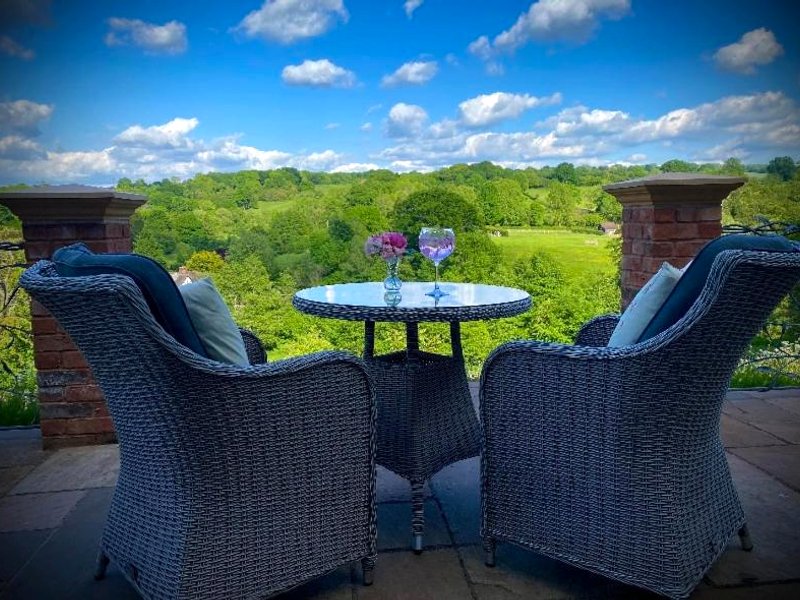 The Old Rectory - Valley View Room In Private Homeの写真