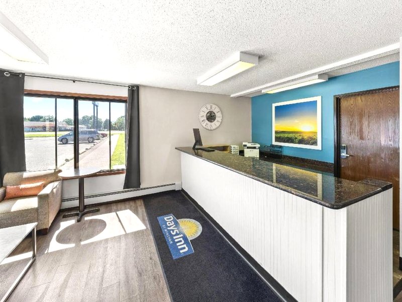 Days Inn by Wyndham Winonaの写真