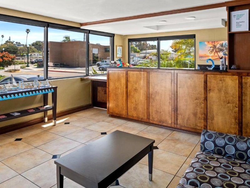 ブリサ パシフィック ホテル エンシニータス (Brisa Pacific Hotel Encinitas)の写真