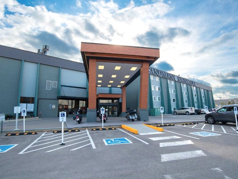 サンドマン シグネチャー レスブリッジ ロッジ (Sandman Signature Lethbridge Lodge)の写真