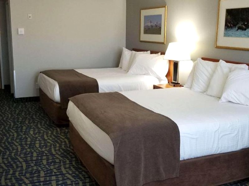 シュアステイ プラス ホテル バイ ベスト ウェスタン レスブリッジ (SureStay Plus Hotel by Best Western Lethbridge)の写真