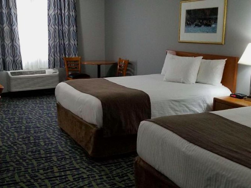 シュアステイ プラス ホテル バイ ベスト ウェスタン レスブリッジ (SureStay Plus Hotel by Best Western Lethbridge)の写真