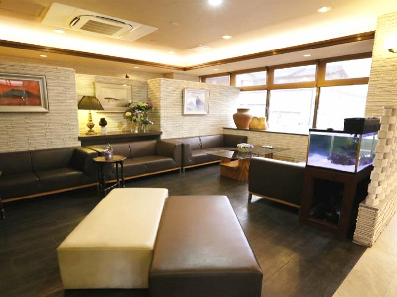 ビジネスホテル しらさぎ (Business Hotel Shirasagi Kanoya)の写真