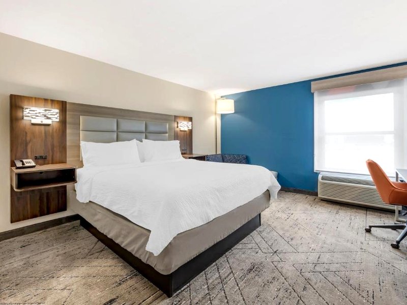 Holiday Inn Express & Suites Antioch By IHGの写真
