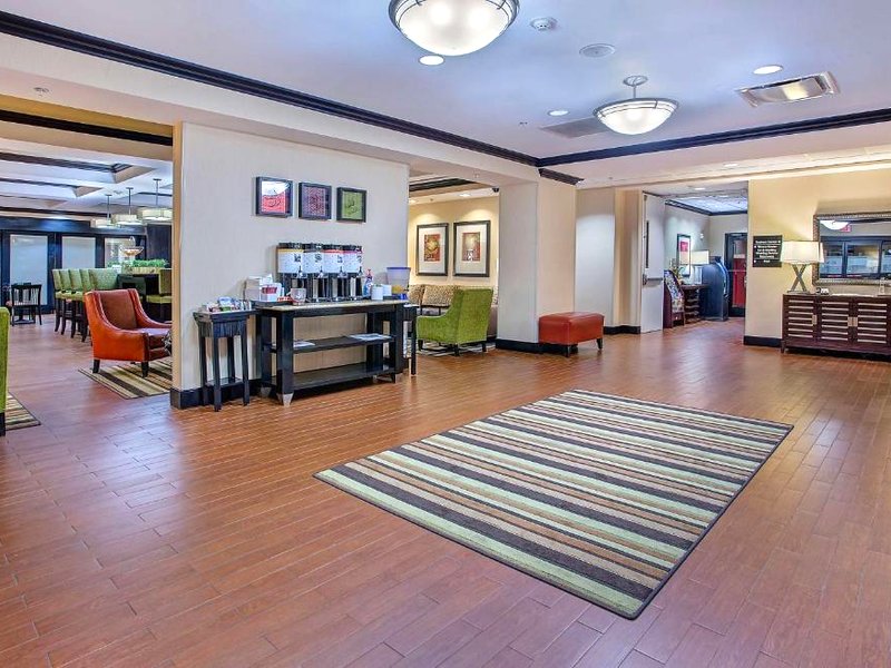 ハンプトン イン コビントン (Hampton Inn Covington)の写真