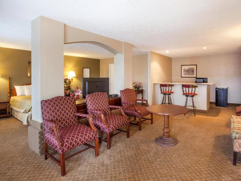 スーパー 8 バイ ウインダム コビントン (Super 8 By Wyndham Covington)の写真