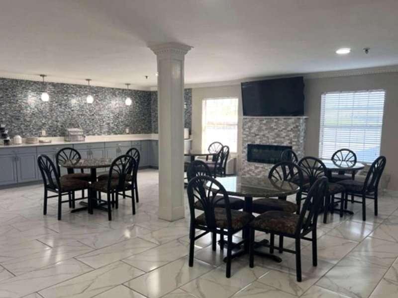 スーパー 8 バイ ウインダム コビントン (Super 8 By Wyndham Covington)の写真