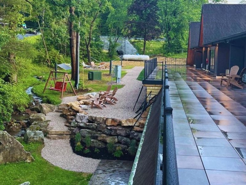 Cove Creek Lodge 220 Lakeside Double Queen Fireplace Roomの写真