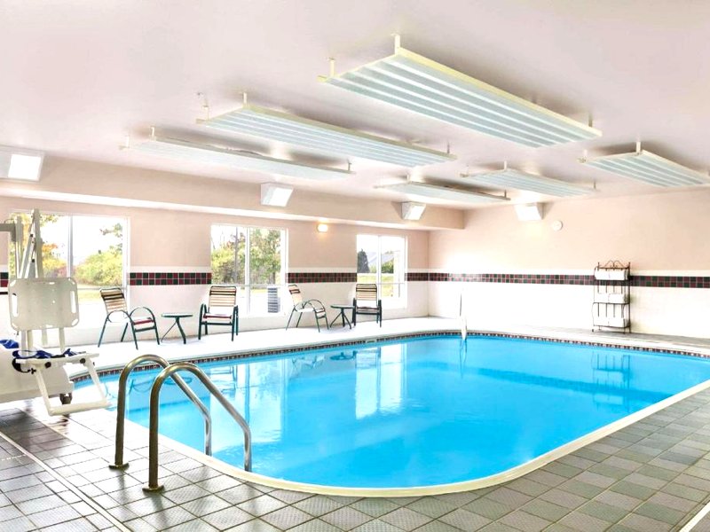 カントリー イン&スイーツ バイ ラディソン マリオン (Country Inn & Suites by Radisson, Marion, OH)の写真