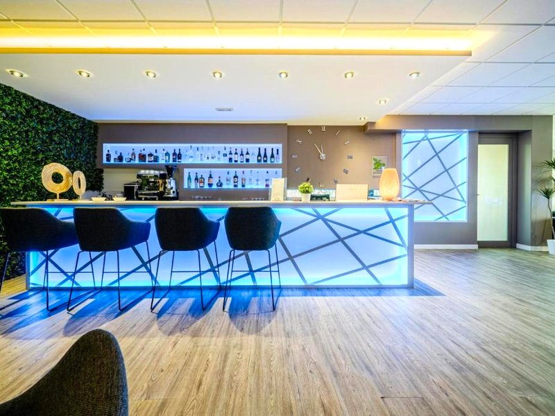 Confidence Hotel San Silvestroの写真