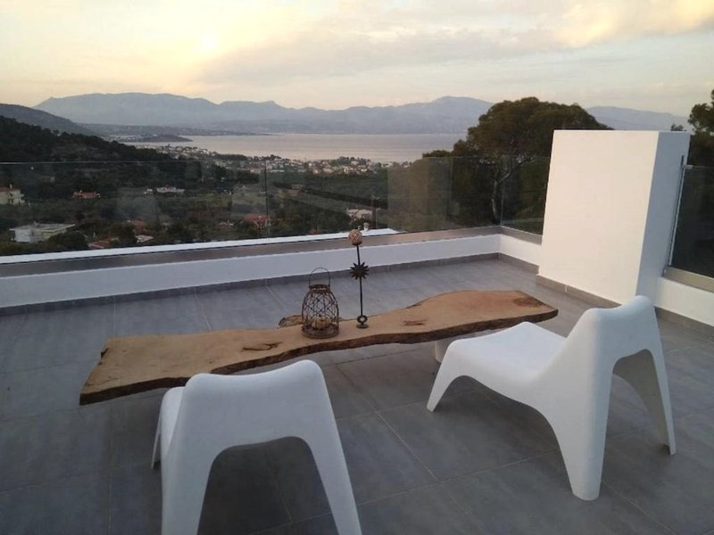 Luxurius villa with sea viewの写真