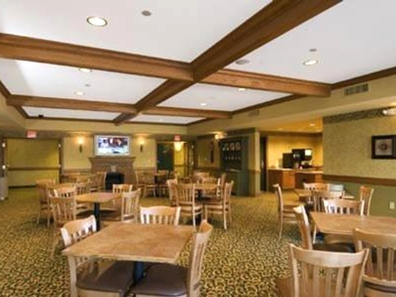 カントリー イン&スイーツ バイ ラディソン シカモア IL (Country Inn & Suites by Radisson, Sycamore, IL)の写真
